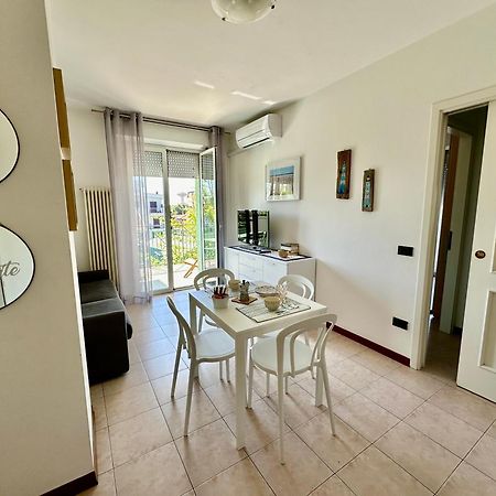 Appartamento Delle Vele Bellaria-Igea Marina Exterior foto